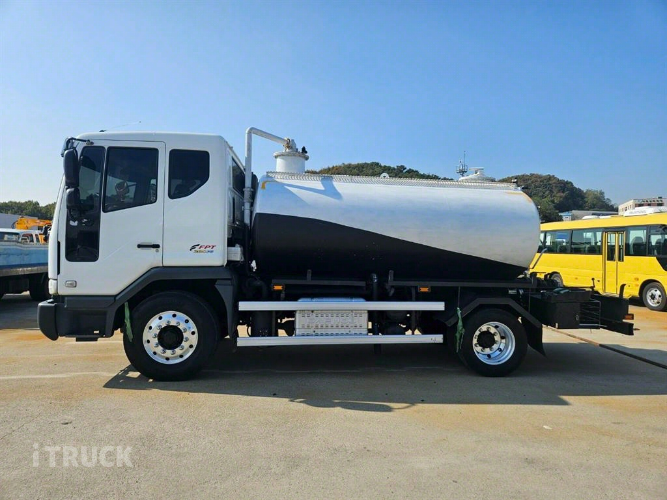 타타대우 버큠로리 노부스 스텐탱크 8,600L 수동 - 중고 트럭 매물 이미지