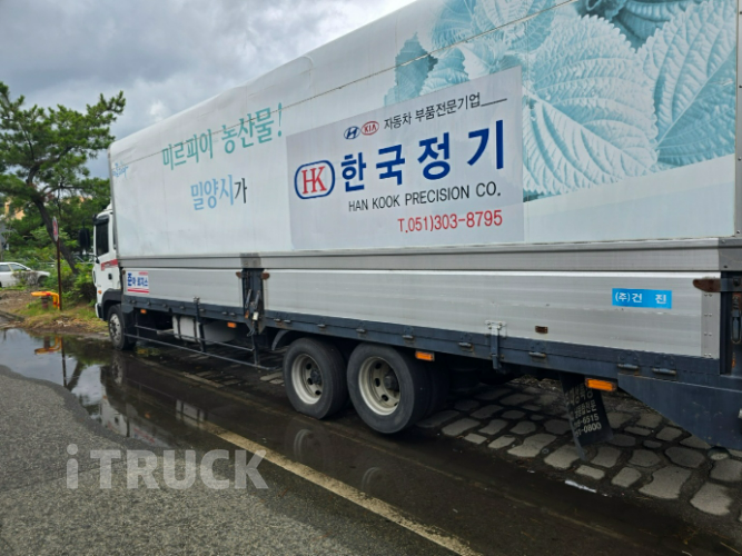현대 메가트럭 250 후축 윙바디 6.5톤 수동 - 중고 트럭 매물 이미지