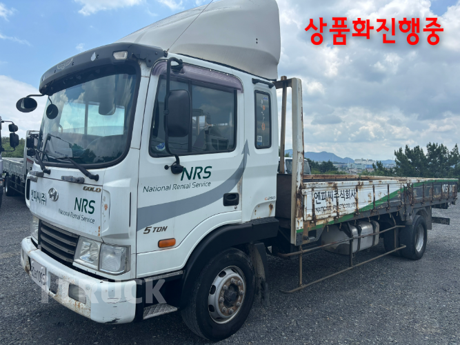 현대 메가트럭 250 단바리 카고 5톤 수동 - 중고 트럭 매물 이미지