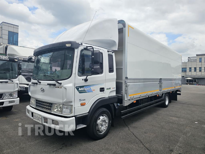 현대 메가트럭 280 단바리 윙바디 4.5톤 수동 - 중고 트럭 매물 이미지