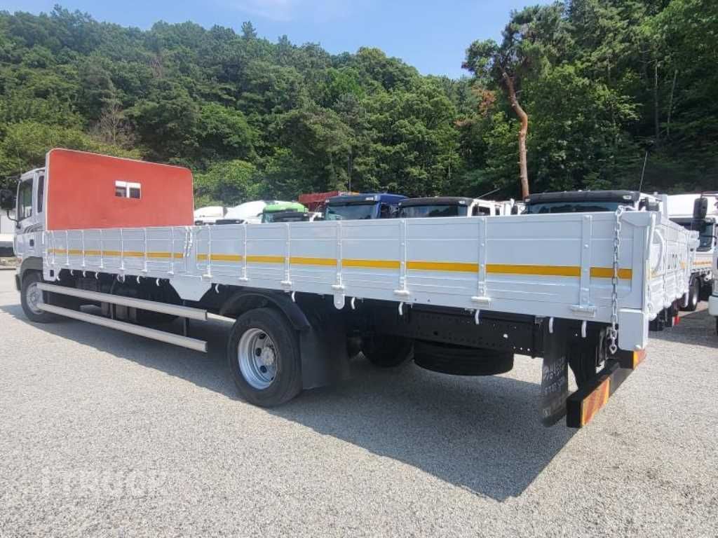 현대 메가트럭 250 단바리 카고 5톤 수동 - 중고 트럭 매물 이미지