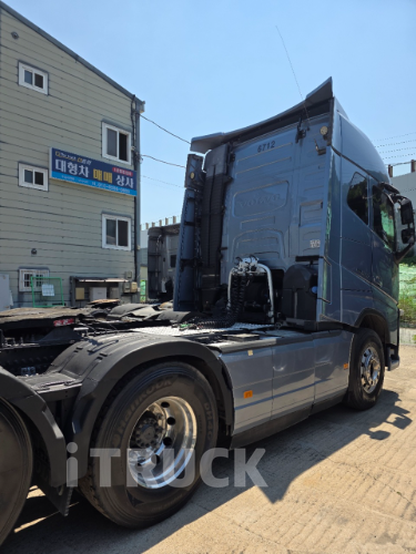 볼보 FH 540 추레라 하이캡 원데후 오토 - 중고 트럭 매물 이미지