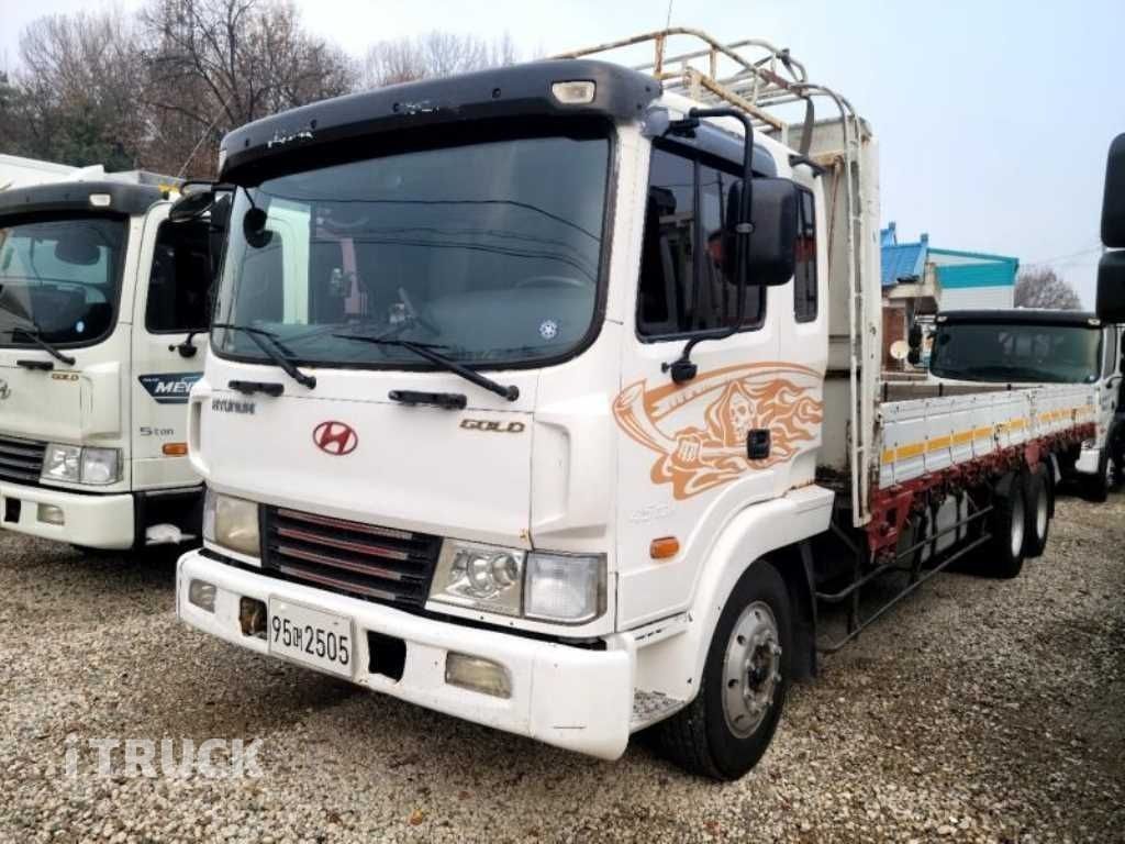 현대 메가트럭 260 단바리 카고 4.5톤 수동 - 중고 트럭 매물 이미지