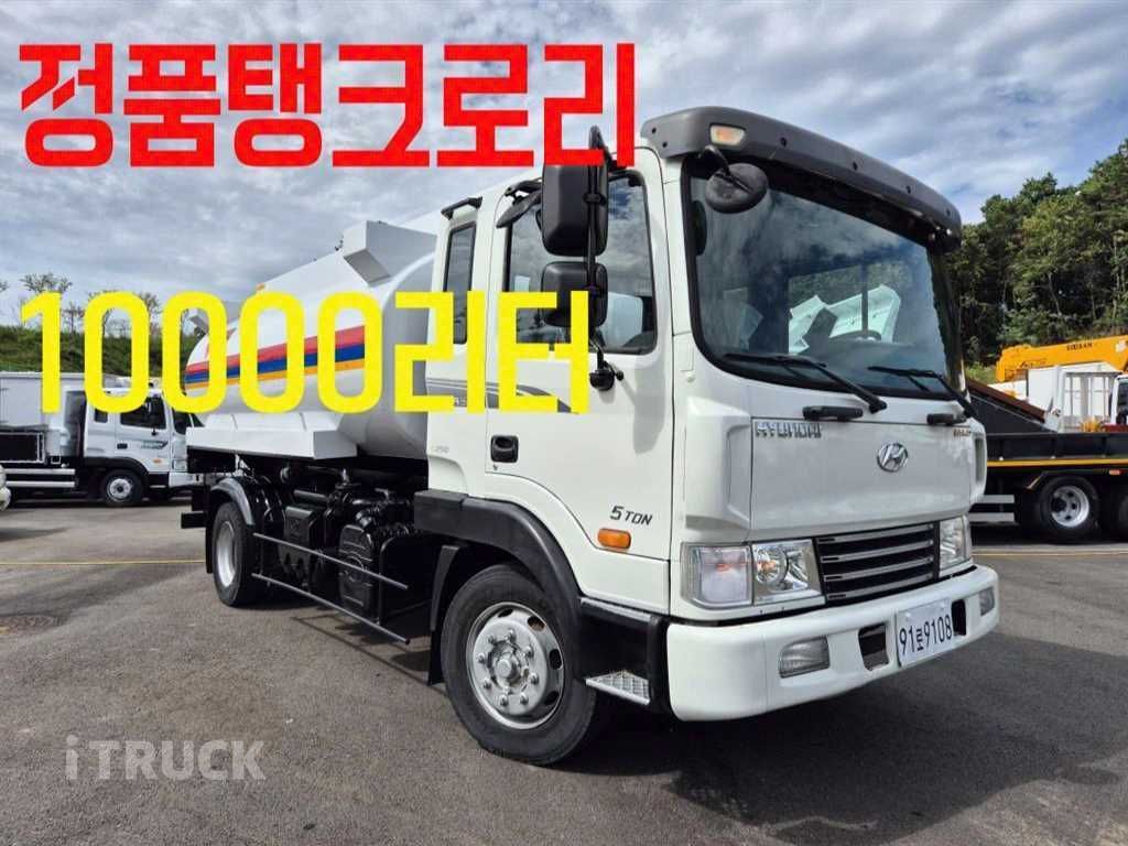 현대 탱크로리 메가트럭 수동 - 중고 트럭 매물 이미지