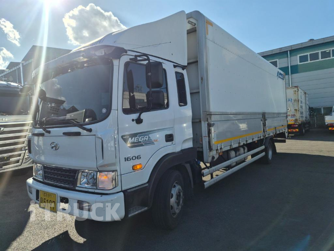 현대 메가트럭 280 단바리 윙바디 5톤 수동 - 중고 트럭 매물 이미지