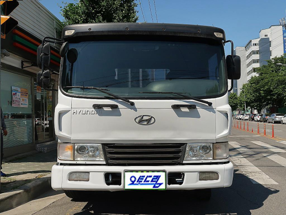 현대 메가트럭 단바리 카고 4.5톤 수동 - 중고 트럭 매물 이미지